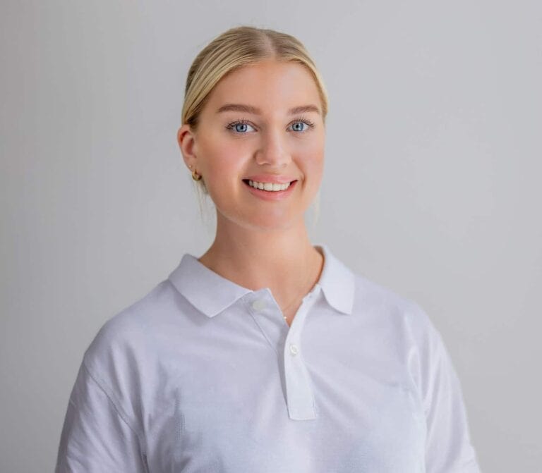 Olivia Ahlgren, Naprapat på Limbra
