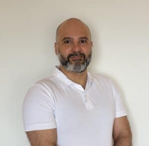 Ariel Zamit, Massageterapeut på Limbra