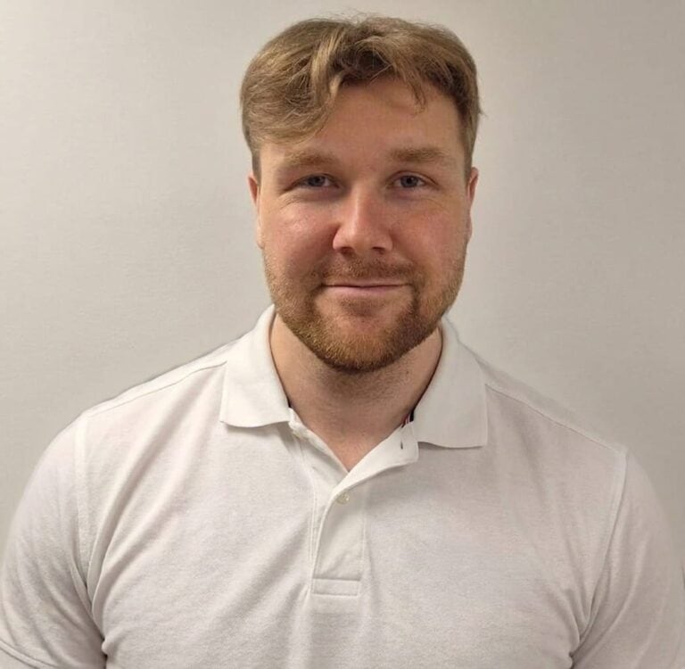 Joakim Sjöholm, Naprapat på Limbra