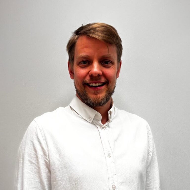 Jonatan Duelund, Leg. Kiropraktor på Limbra